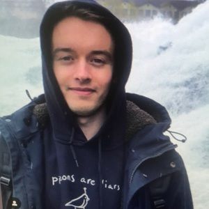 Meet your Posher, Dana